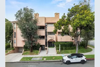 435 E Valencia Ave #201, Burbank, CA 91501 - Photo 1