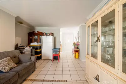 11044 Borden Avenue, Pacoima, CA 91331 - Photo 7