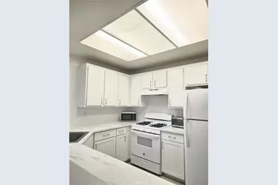 36839 Goldenview, Palmdale, CA 93552 - Photo 13