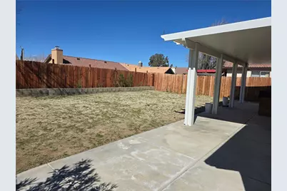 36839 Goldenview, Palmdale, CA 93552 - Photo 3