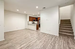 389 Castiano, Camarillo, CA 93012 - Photo 11