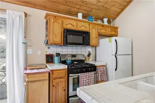 2525 Glacier Dr, Pine Mountain Club, CA 93222 - Photo 7