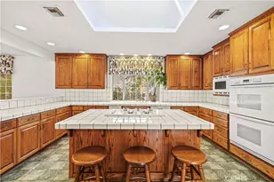 24123 Wildwood Canyon Rd, Newhall, CA 91321 - Photo 5