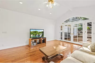 24123 Wildwood Canyon Road, Newhall, CA 91321 - Photo 7
