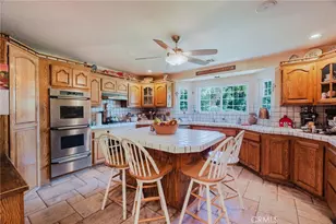 24713 Choke Cherry Ln, Newhall, CA 91321 - Photo 9