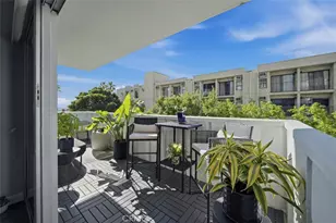 7135 Hollywood Blvd, Los Angeles, CA 90046 - Photo 11