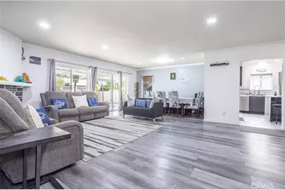 19127 Enadia Way Avenue, Reseda, CA 91335 - Photo 9