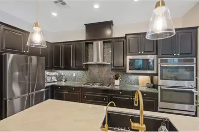 26464 Township, Saugus, CA 91350 - Photo 9