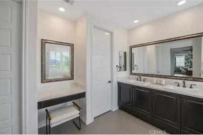 26464 Township, Saugus, CA 91350 - Photo 35