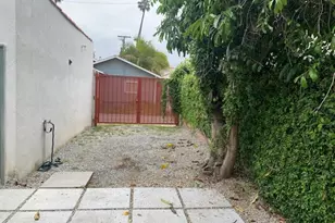 908 - 910 Victoria Ave, Venice, CA 90291 - Photo 11