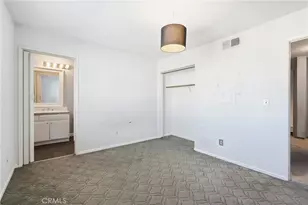 7045 Woodley Ave, Lake Balboa, CA 91406 - Photo 19