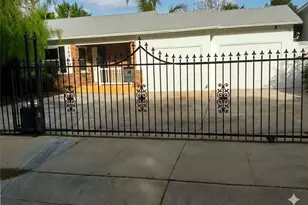 20957 Community, Canoga Park, CA 91304 - Photo 1