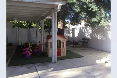 20957 Community, Canoga Park, CA 91304 - Photo 43