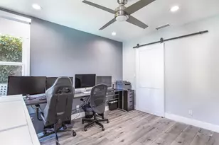 1207 Greenacre Ave, West Hollywood, CA 90046 - Photo 23