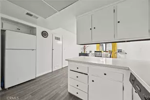 8801 Willis Ave, Panorama City, CA 91402 - Photo 13