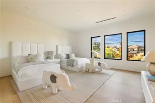 24050 Hidden Ridge Rd, Hidden Hills, CA 91302 - Photo 25