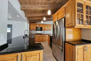 17530 Tuba St, Northridge, CA 91325 - Photo 21