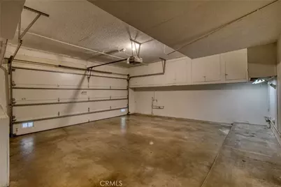 21801 Burbank Boulevard #83, Woodland Hills, CA 91367 - Photo 17