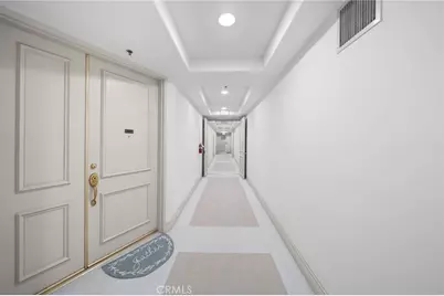 453 S Barrington, Los Angeles, CA 90049 - Photo 3