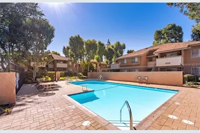 4545 Alamo #G, Simi Valley, CA 93063 - Photo 3