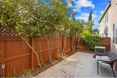 21552 Cherry Court, Saugus, CA 91350 - Photo 27