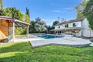 22935 Sylvan St, Woodland Hills, CA 91367 - Photo 25