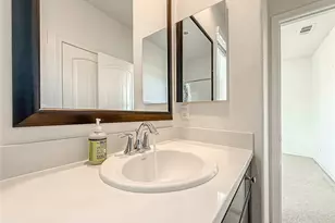 26711 Lexington Ln, Saugus, CA 91350 - Photo 37