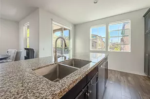 26711 Lexington Ln, Saugus, CA 91350 - Photo 19