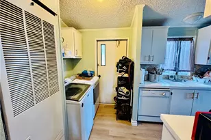 18540 Soledad Canyon Rd, Canyon Country, CA 91351 - Photo 15