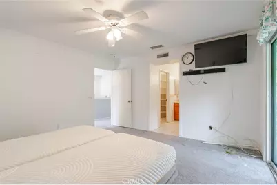 15238 Hillsdale Court, Sylmar, CA 91342 - Photo 21