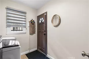 137 N Hamilton Dr, Beverly Hills, CA 90211 - Photo 27