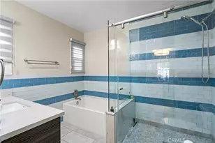 137 N Hamilton Dr, Beverly Hills, CA 90211 - Photo 25