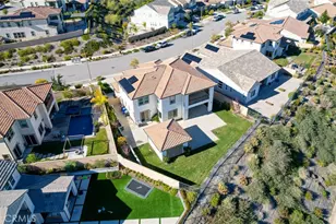 25110 Cherry Ridge, Canyon Country, CA 91387 - Photo 5