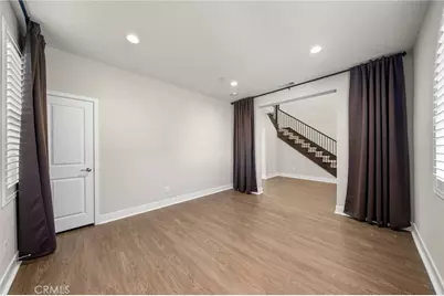 25110 Cherry Ridge, Canyon Country, CA 91387 - Photo 11