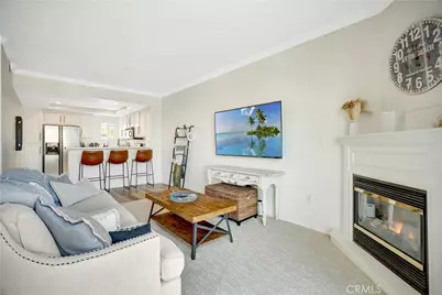 5220 Premiere Hills #221, Woodland Hills, CA 91364 - Photo 5