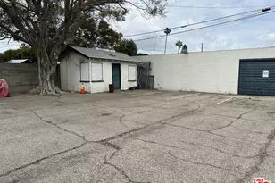 1118 N Avalon, Wilmington, CA 90744 - Photo 5