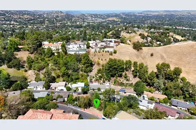 4740 Excelente Drive, Woodland Hills, CA 91364 - Photo 5