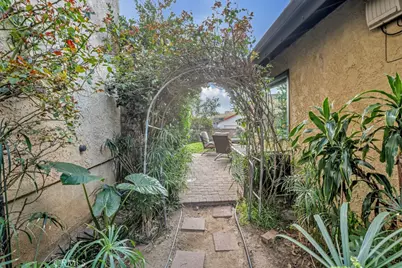 15922 Joseph Court, Sylmar, CA 91342 - Photo 37