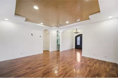 13816 Bessemer Street, Van Nuys, CA 91401 - Photo 9
