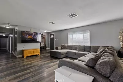 4833 W Avenue K10, Lancaster, CA 93536 - Photo 5