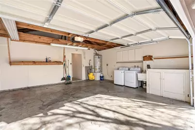 2741 W Avenue L4, Lancaster, CA 93536 - Photo 23