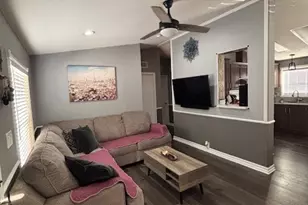 7560 Woodman, Van Nuys, CA 91405 - Photo 9