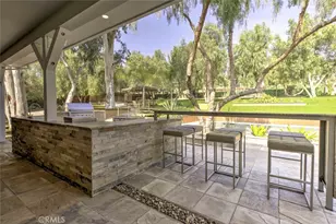 10555 Art St, Shadow Hills, CA 91040 - Photo 45