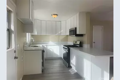 1560 W Avenue H10, Lancaster, CA 93534 - Photo 5