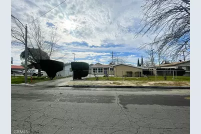 1560 W Avenue H10, Lancaster, CA 93534 - Photo 1