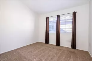 18347 Saticoy, Reseda, CA 91335 - Photo 17