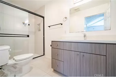 18347 Saticoy #28, Reseda, CA 91335 - Photo 5