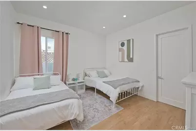 5907 Encino Avenue, Encino, CA 91316 - Photo 35