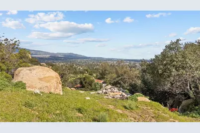 22882 Trigger St, Chatsworth, CA 91311 - Photo 19