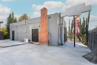 11170 Burbank, North Hollywood, CA 91601 - Photo 29